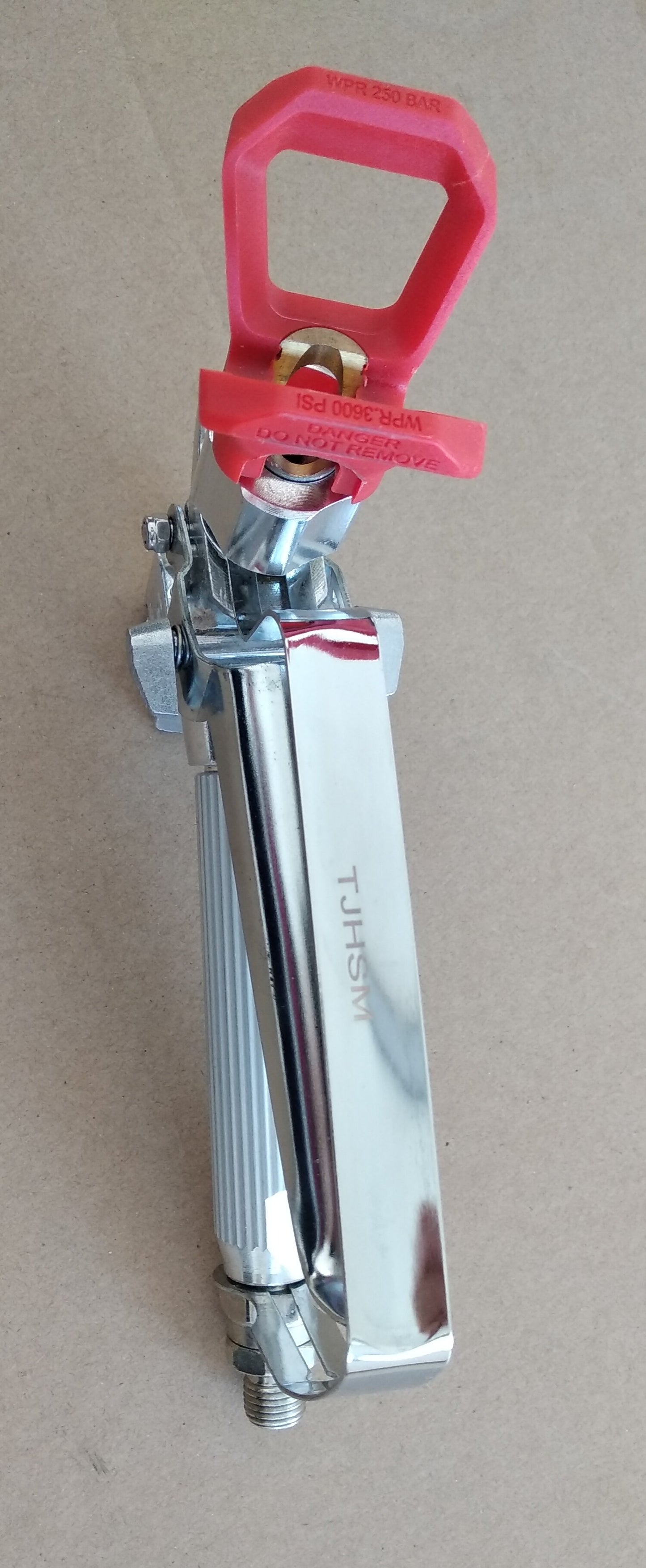 findmall 3600 PSI Airless Paint Spray Gun with 517 Tip & Tip Guard for Sprayers High Pressure